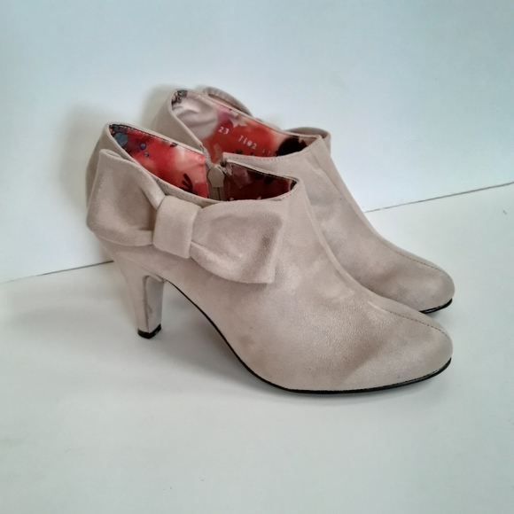 Suede Booties women - Picture 1 of 7